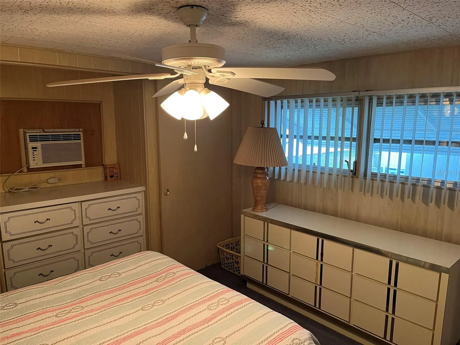 1040 Main Street Dunedin FL 34698