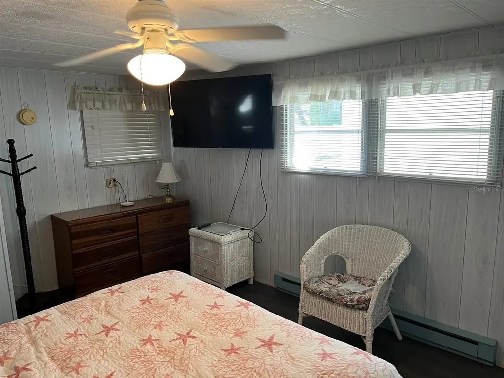1040 Main Street Dunedin FL 34698