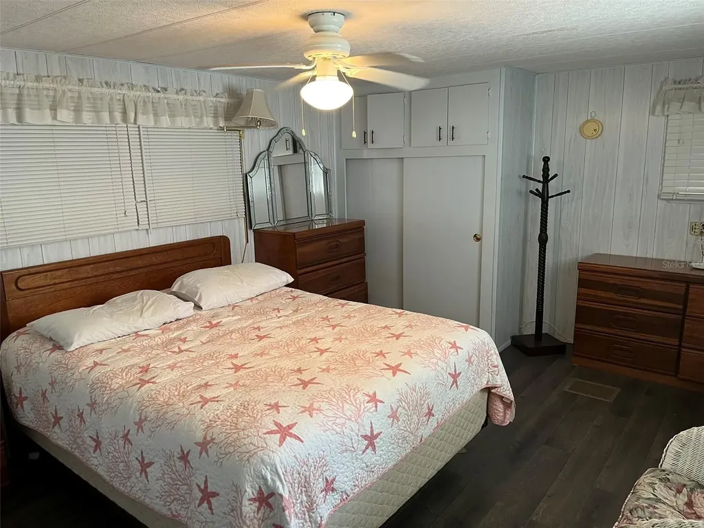 1040 Main Street Dunedin FL 34698