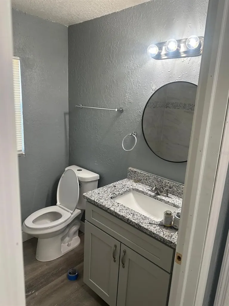 724 Grove Avenue Orlando FL 32805