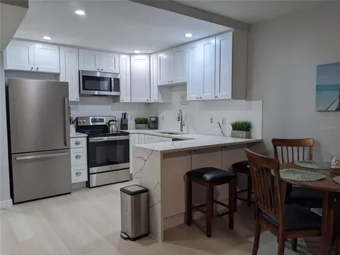 3806 Gulf Of Mexico Drive Longboat Key FL 34228