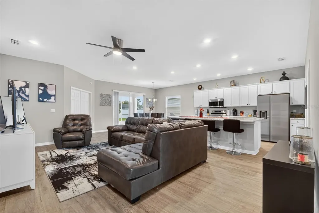 1026 Montgomery Lane Polk City FL 33868