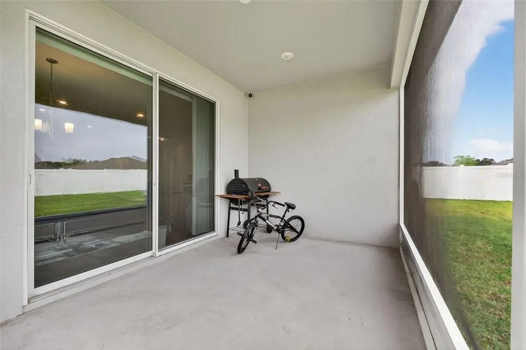 1026 Montgomery Lane Polk City FL 33868