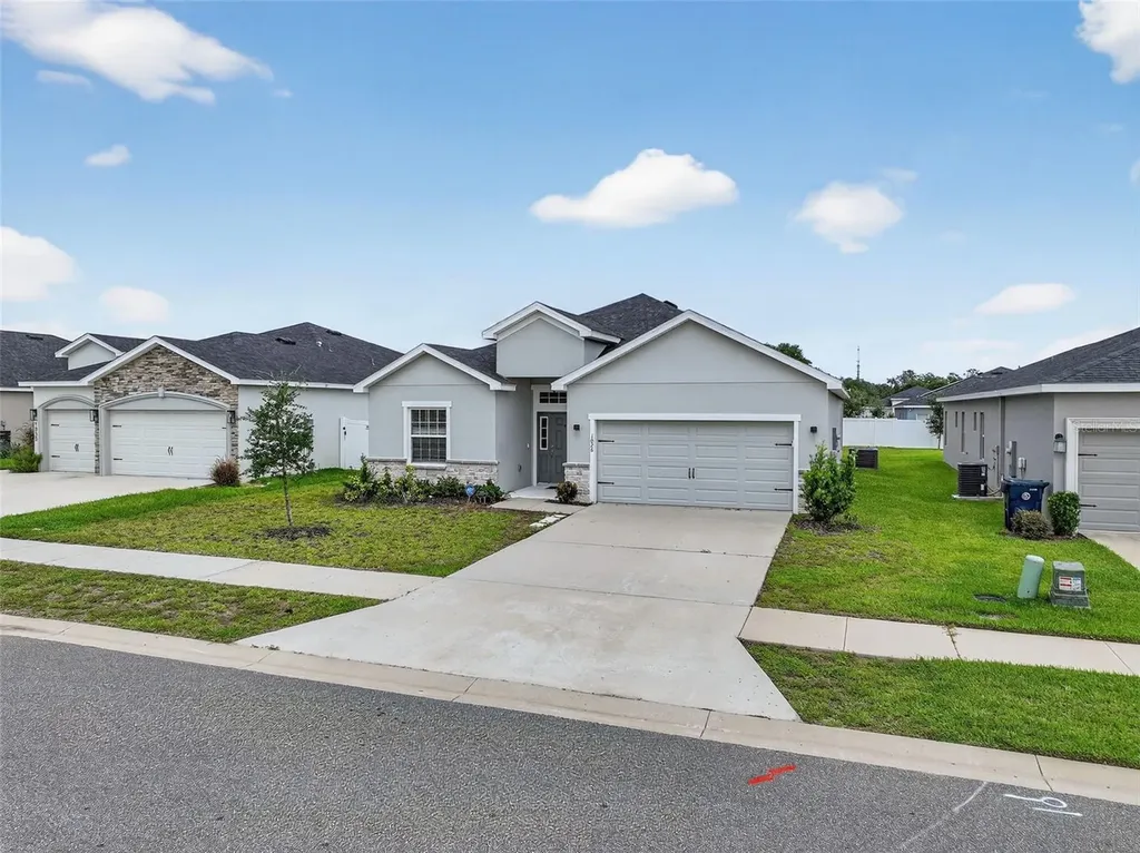 1026 Montgomery Lane Polk City FL 33868