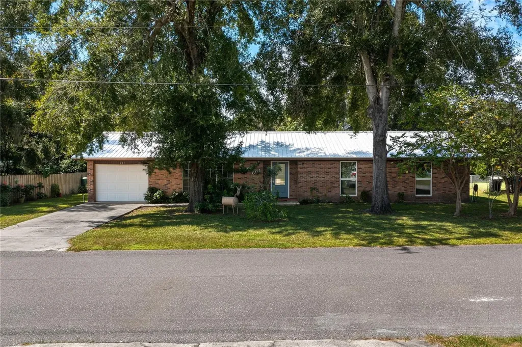 601 N Clermont Avenue Fort Meade FL 33841