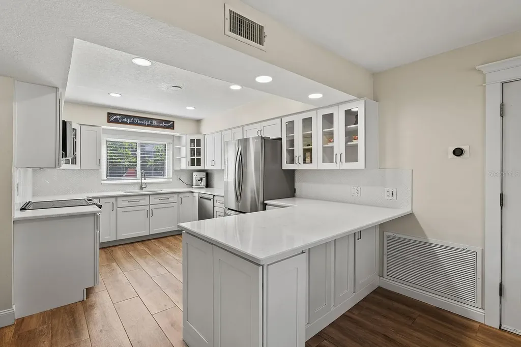 5773 Britannia Drive Sarasota FL 34231