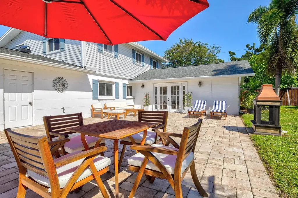 5773 Britannia Drive Sarasota FL 34231