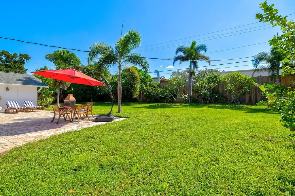 5773 Britannia Drive Sarasota FL 34231