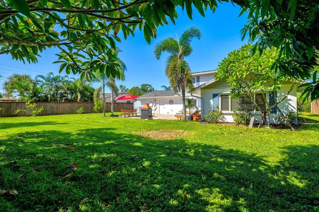 5773 Britannia Drive Sarasota FL 34231