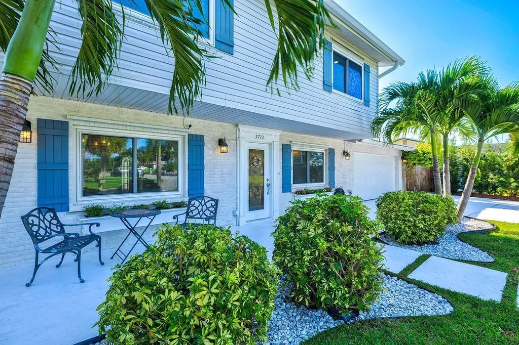 5773 Britannia Drive Sarasota FL 34231