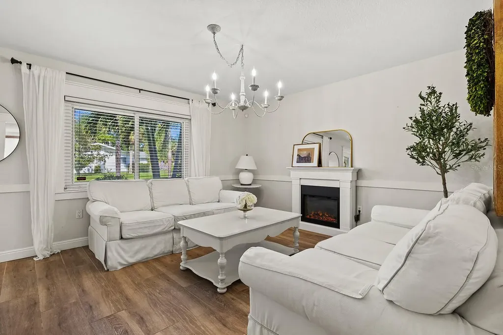 5773 Britannia Drive Sarasota FL 34231