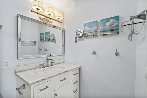 5773 Britannia Drive Sarasota FL 34231
