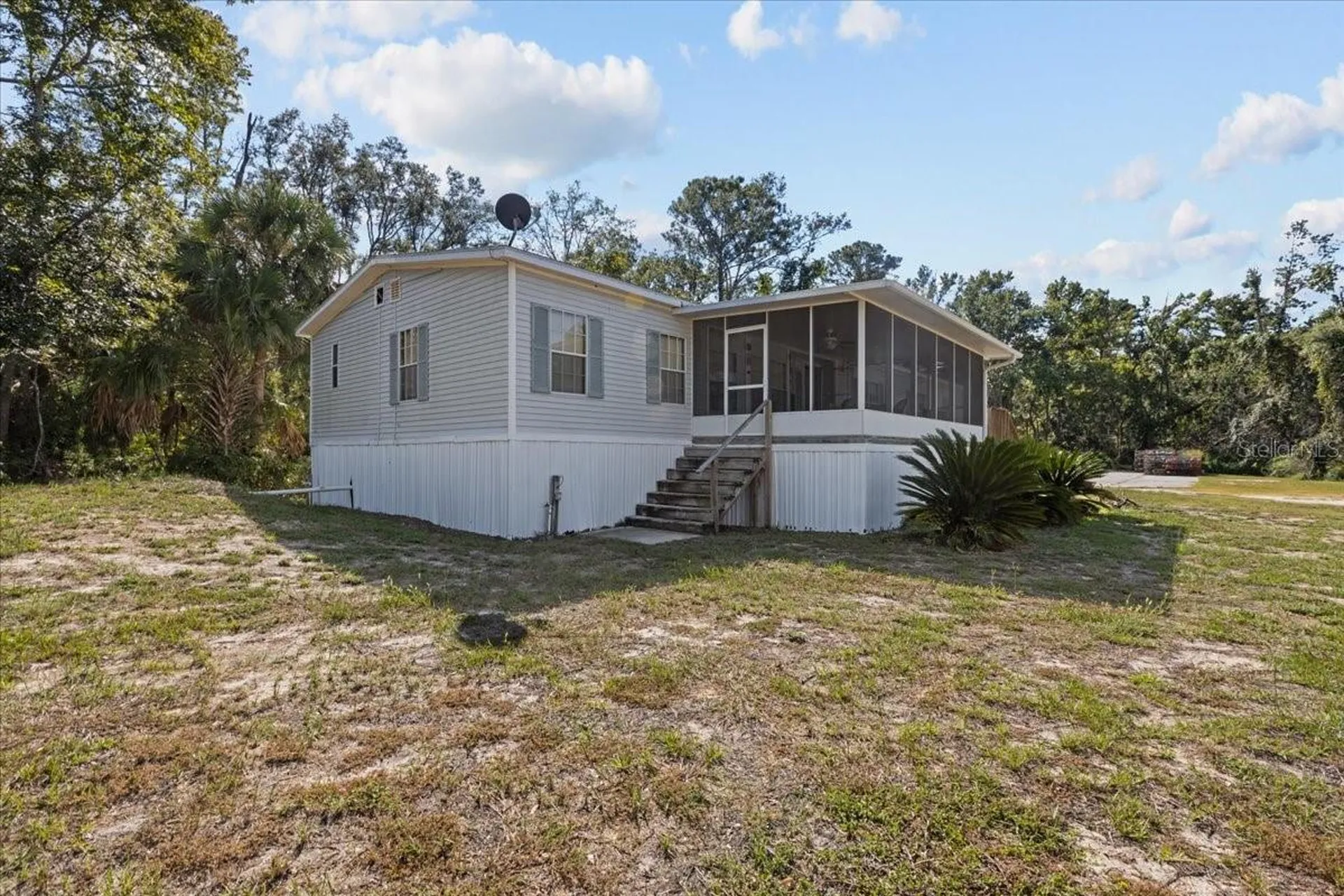 4945 SW 358 Highway Steinhatchee FL 32359