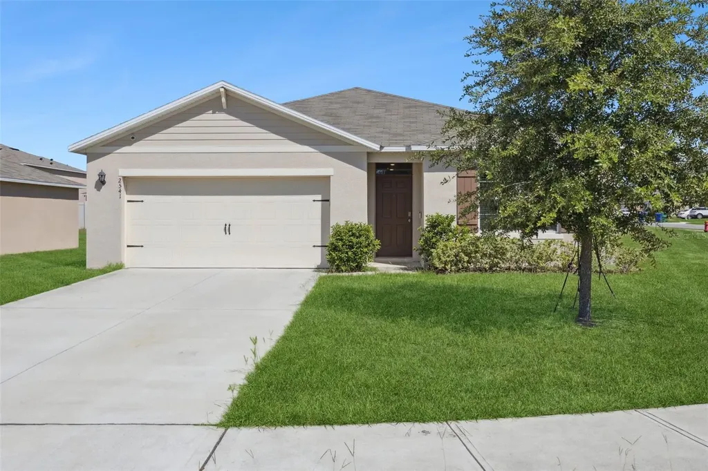 2541 Glacier Express Lane Tavares FL 32778