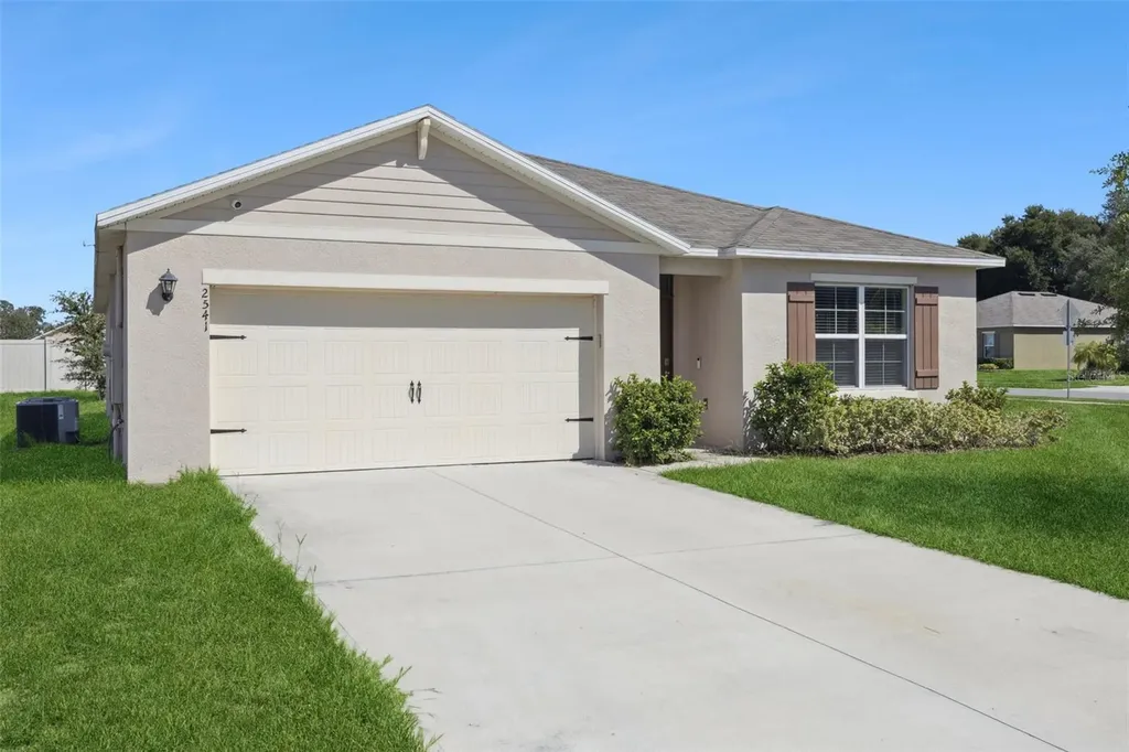 2541 Glacier Express Lane Tavares FL 32778