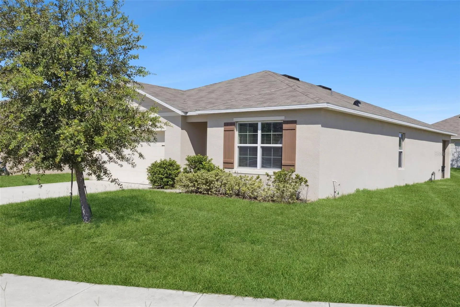 2541 Glacier Express Lane Tavares FL 32778