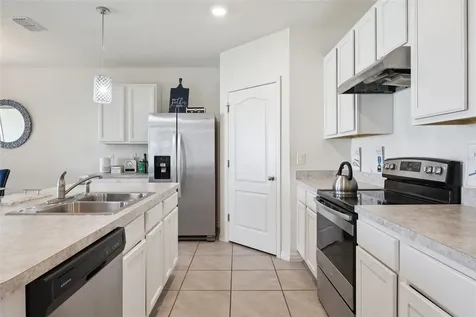 2541 Glacier Express Lane Tavares FL 32778