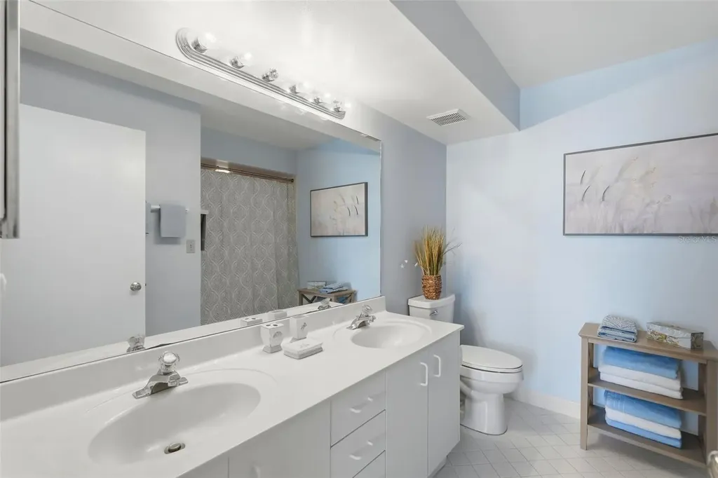 6021 Bahia Del Mar Circle St Petersburg FL 33715