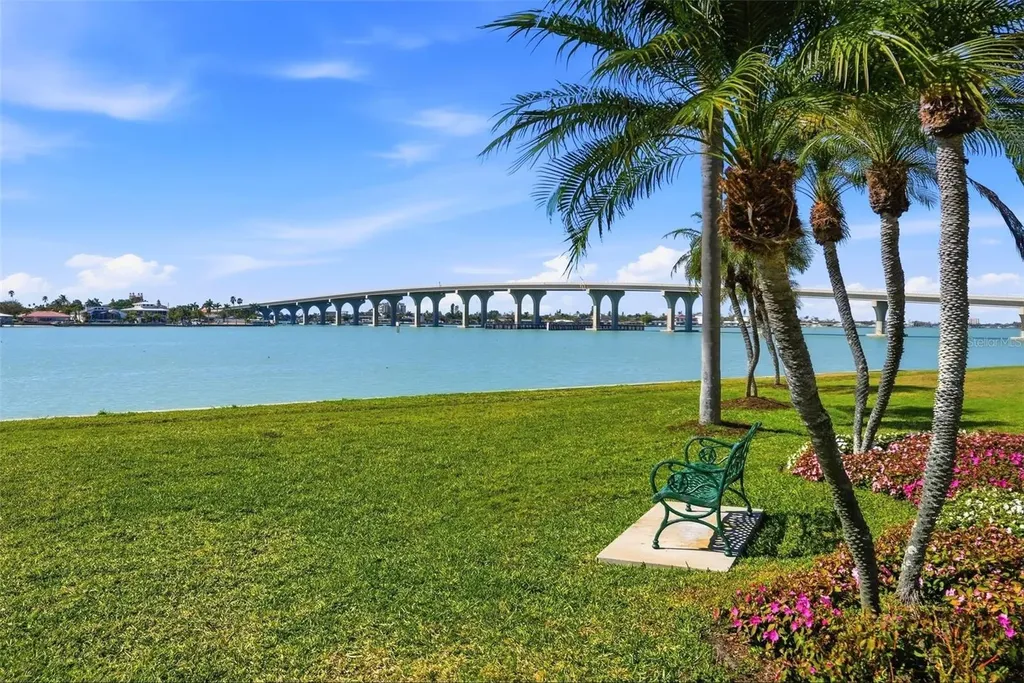 6021 Bahia Del Mar Circle St Petersburg FL 33715