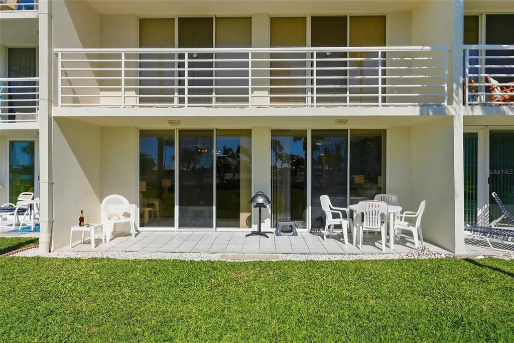 6021 Bahia Del Mar Circle St Petersburg FL 33715