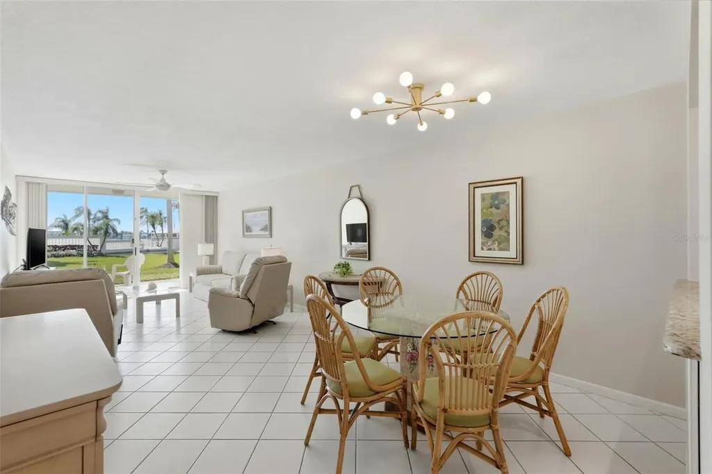 6021 Bahia Del Mar Circle St Petersburg FL 33715