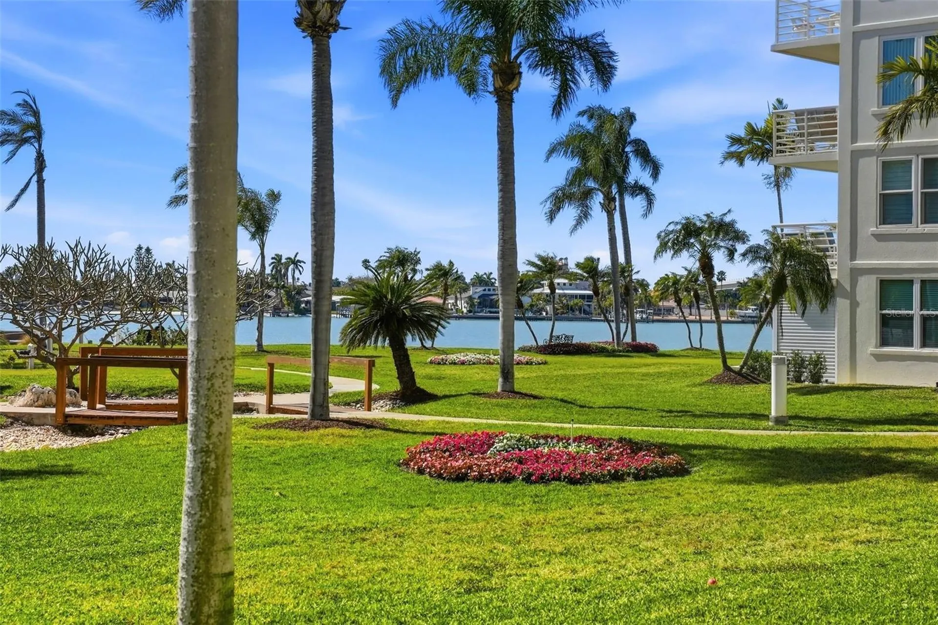 6021 Bahia Del Mar Circle St Petersburg FL 33715