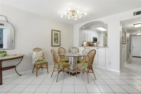 6021 Bahia Del Mar Circle St Petersburg FL 33715