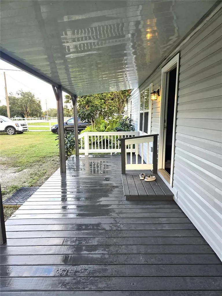 3301 Medulla Road Plant City FL 33566