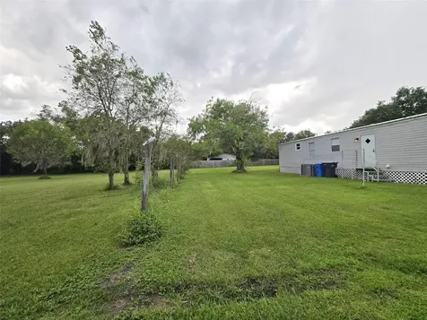 3301 Medulla Road Plant City FL 33566