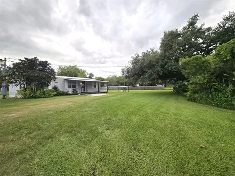 3301 Medulla Road Plant City FL 33566