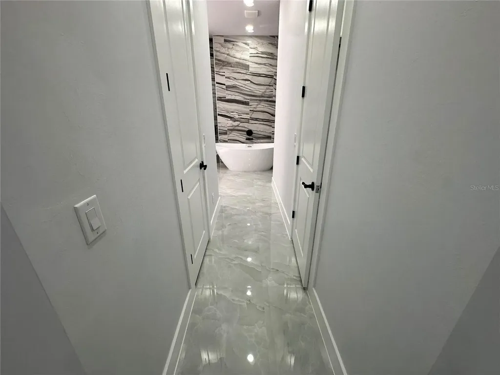 419 NW 4th Terrace Cape Coral FL 33993