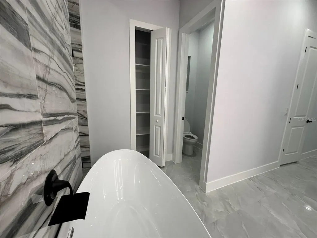 419 NW 4th Terrace Cape Coral FL 33993