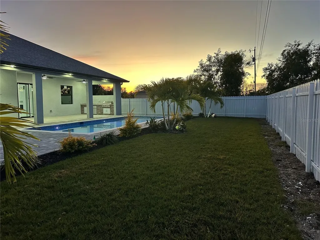 419 NW 4th Terrace Cape Coral FL 33993