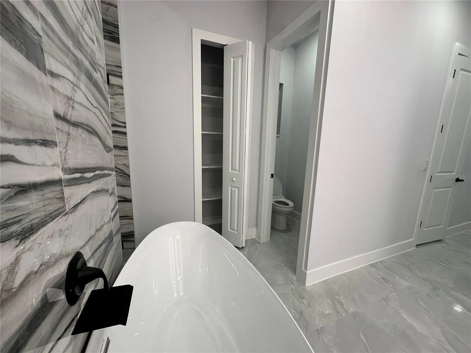 419 NW 4th Terrace Cape Coral FL 33993