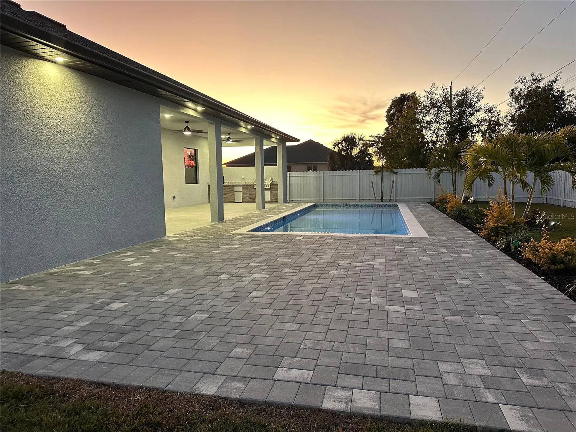 419 NW 4th Terrace Cape Coral FL 33993