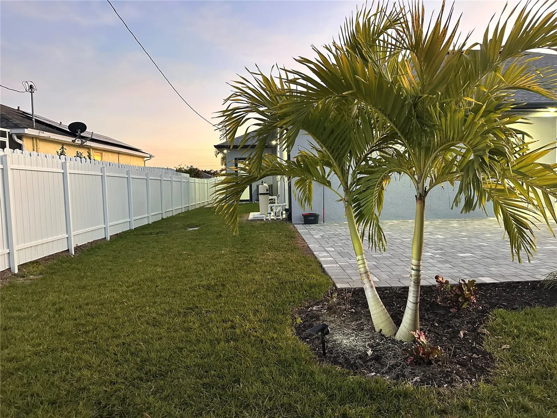 419 NW 4th Terrace Cape Coral FL 33993