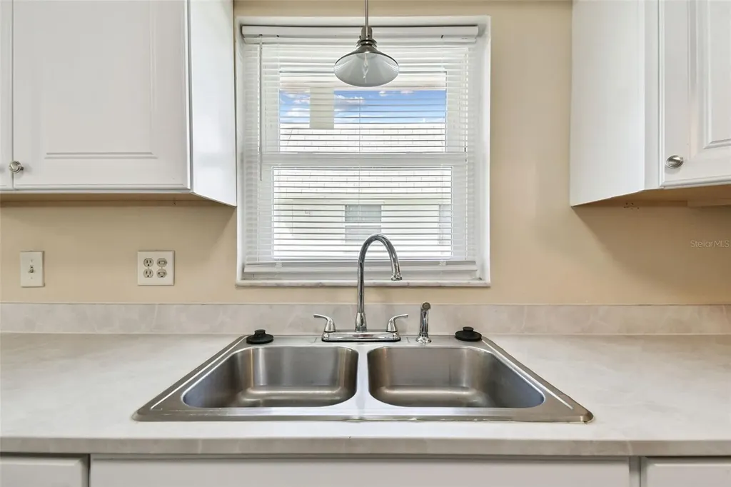 8472 68th Way N Pinellas Park FL 33781
