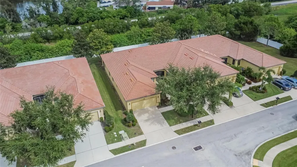 307 Bluewater Falls Court Apollo Beach FL 33572