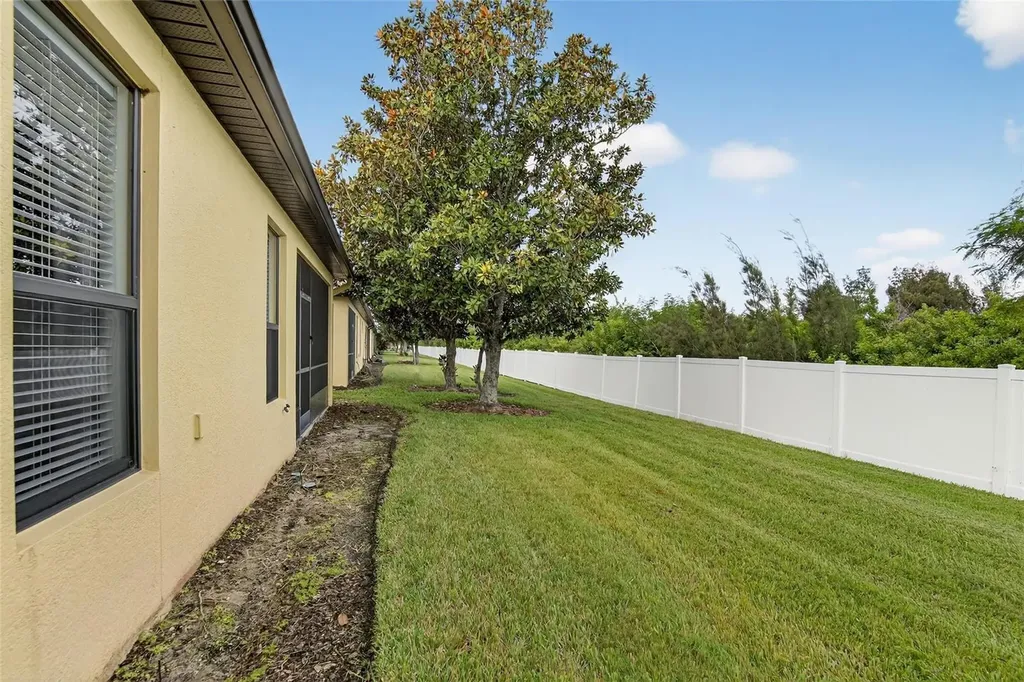 307 Bluewater Falls Court Apollo Beach FL 33572