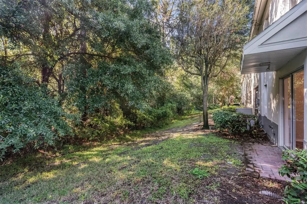 9624 Charlesberg Drive Tampa FL 33635