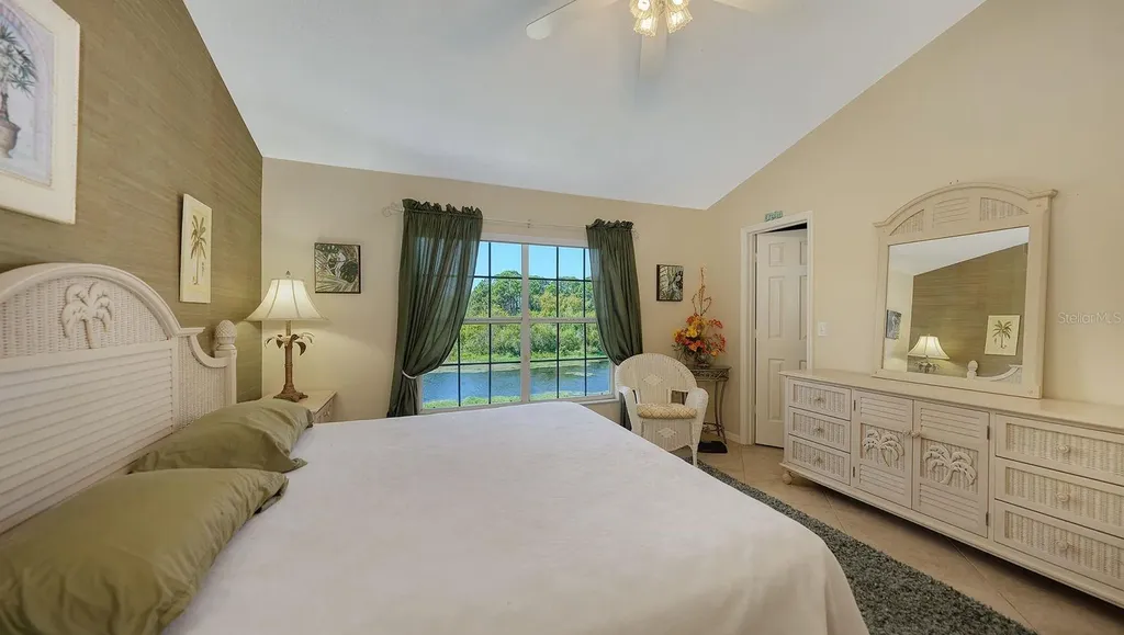 8390 Wingate Drive Sarasota FL 34238