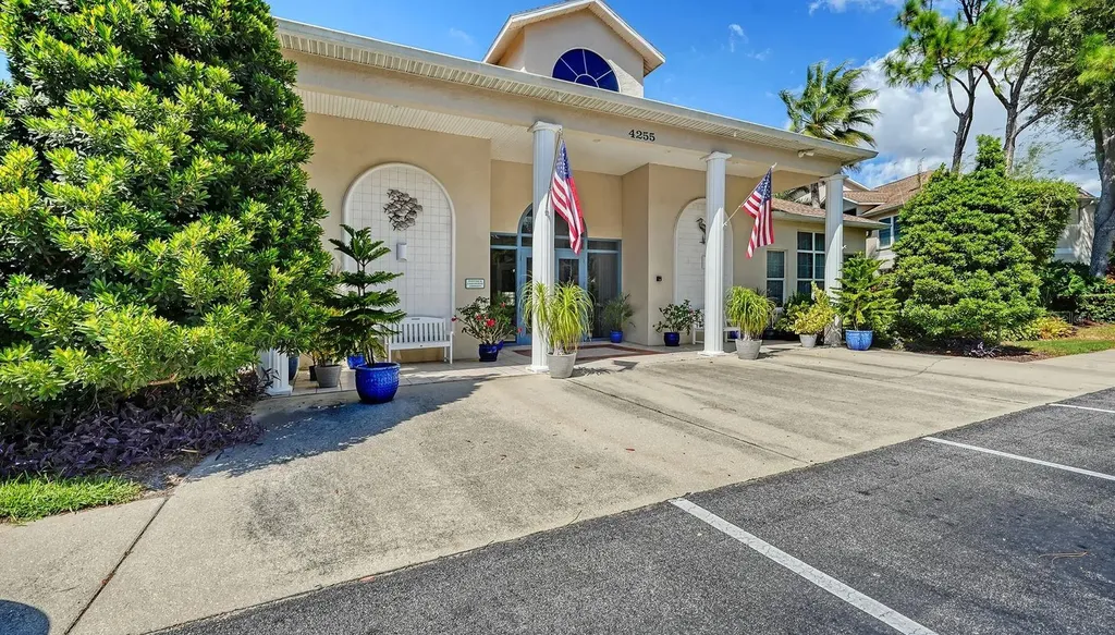 8390 Wingate Drive Sarasota FL 34238