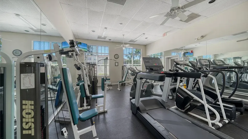 8390 Wingate Drive Sarasota FL 34238