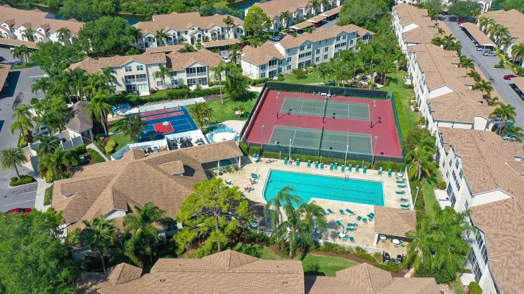 8390 Wingate Drive Sarasota FL 34238