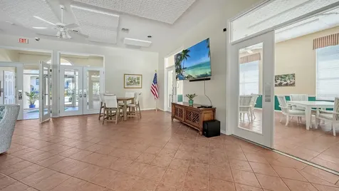 8390 Wingate Drive Sarasota FL 34238
