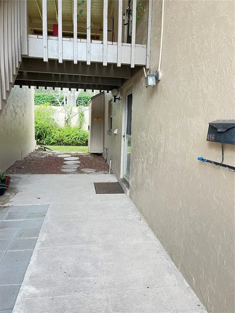 456 Windmeadows Street Altamonte Springs FL 32701