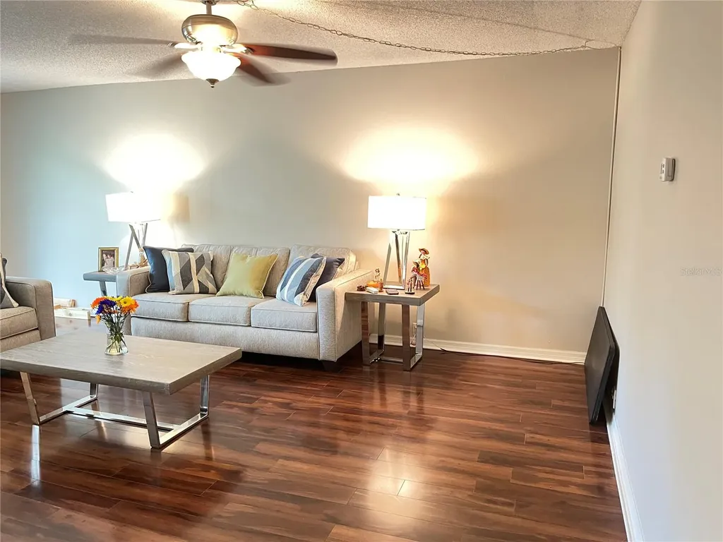 456 Windmeadows Street Altamonte Springs FL 32701