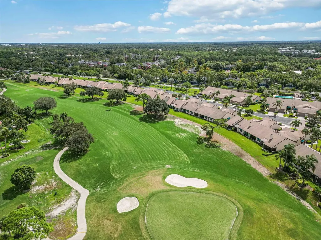 6085 Clubside Drive Sarasota FL 34243