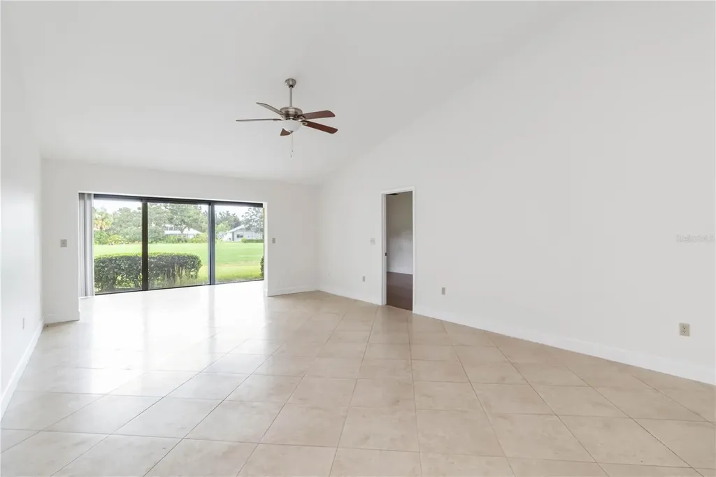 6085 Clubside Drive Sarasota FL 34243