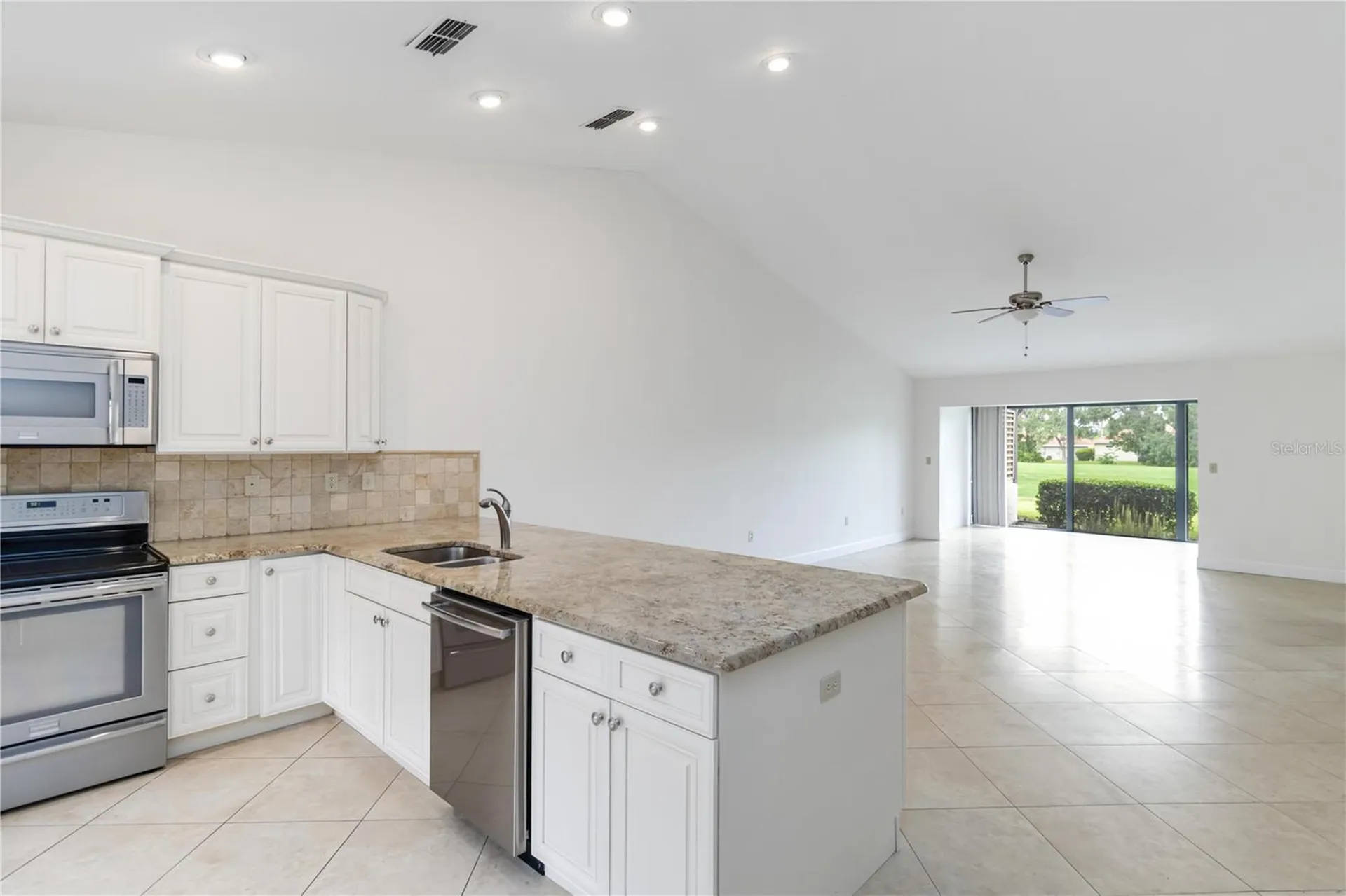 6085 Clubside Drive Sarasota FL 34243